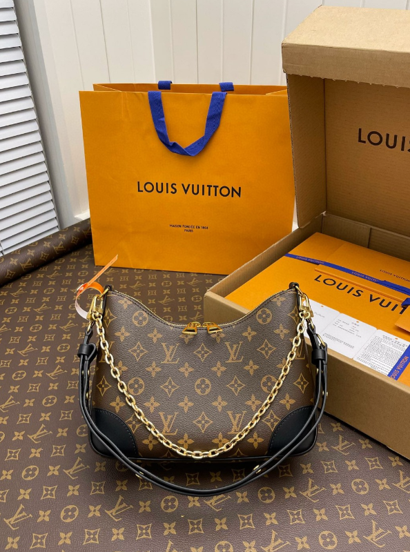 SAMC - LOV Bags - 1313