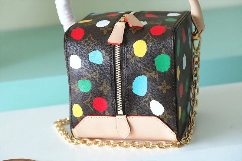 ELE - LUV Bags - 452
