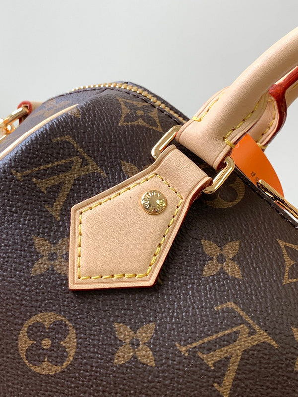 Satchel Bags - VL2 Bags - 620