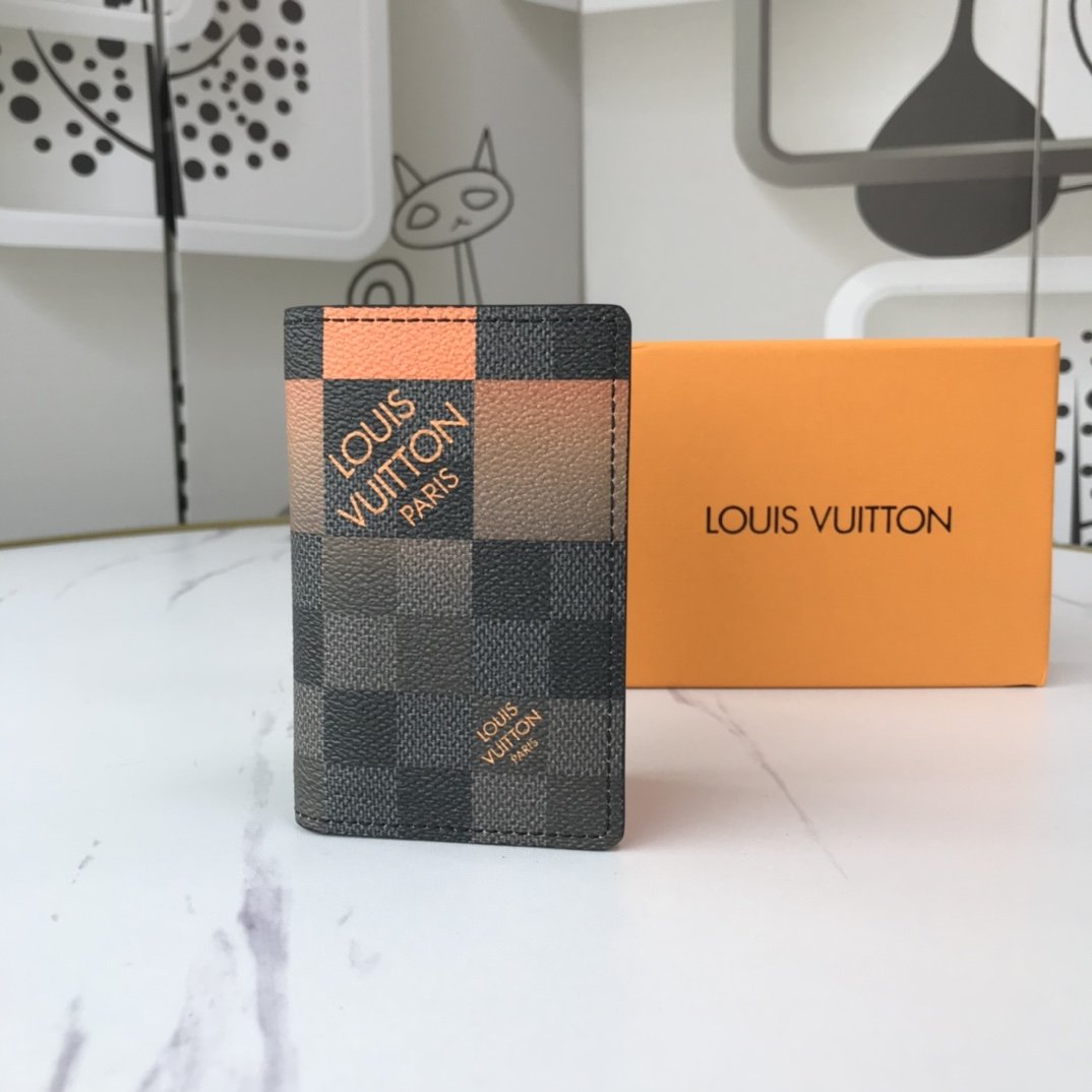EN - New Arrival Wallet LUV 041