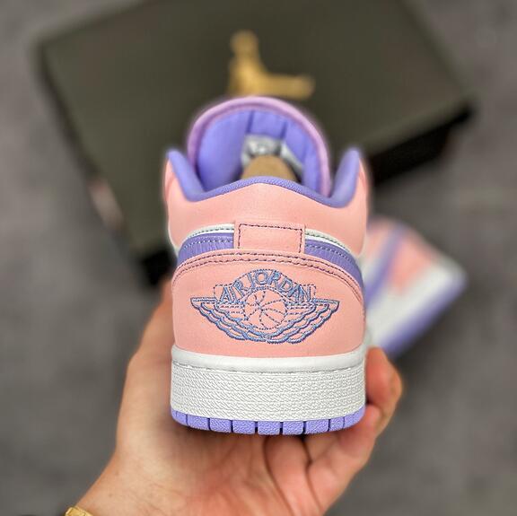 SAMC - NKE Shoes - 1510