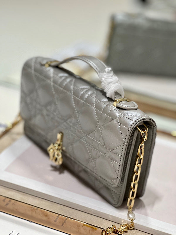 ELE - Dir Bags - 1353