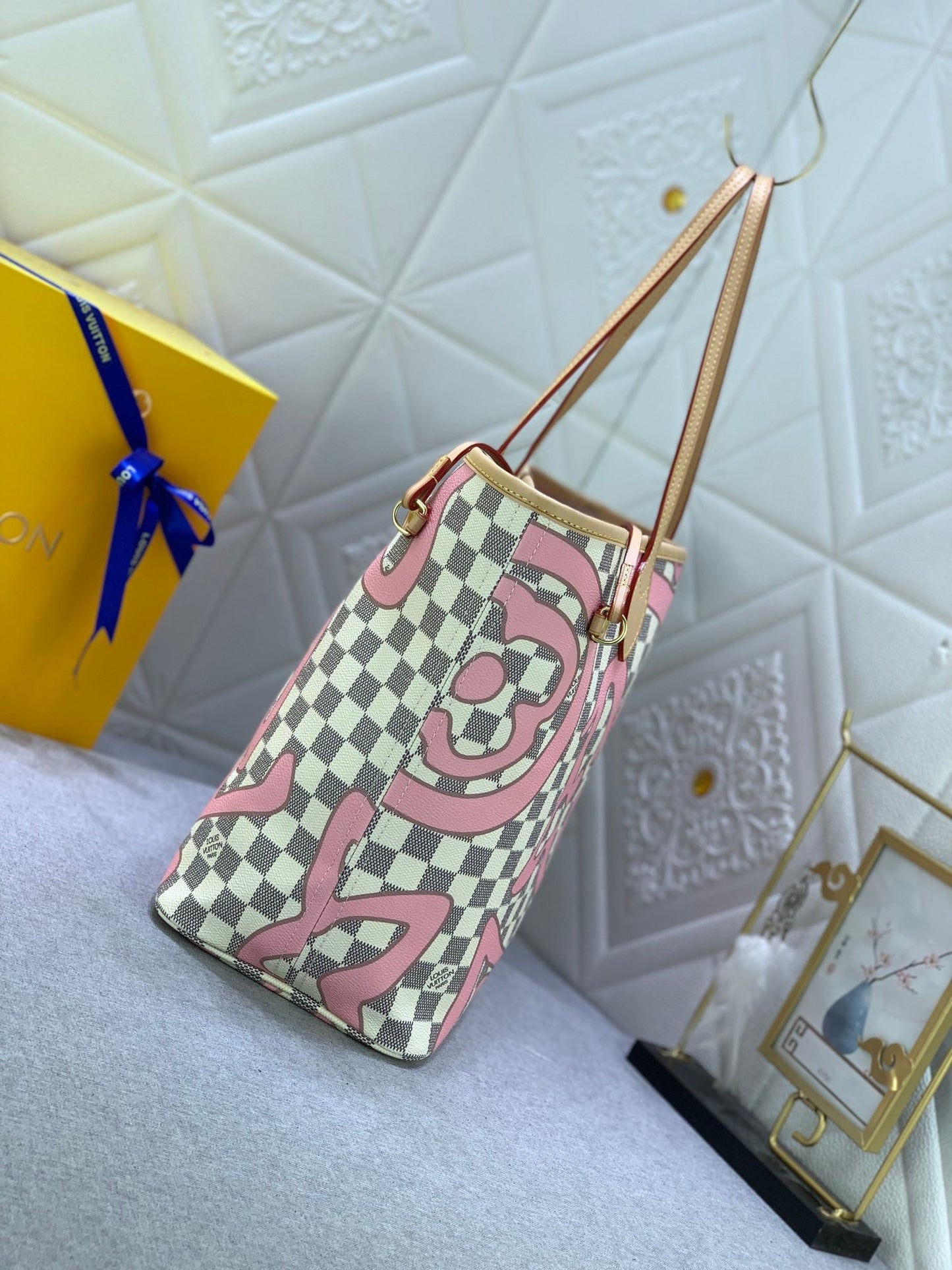 EN - Luxury Bags LUV 809