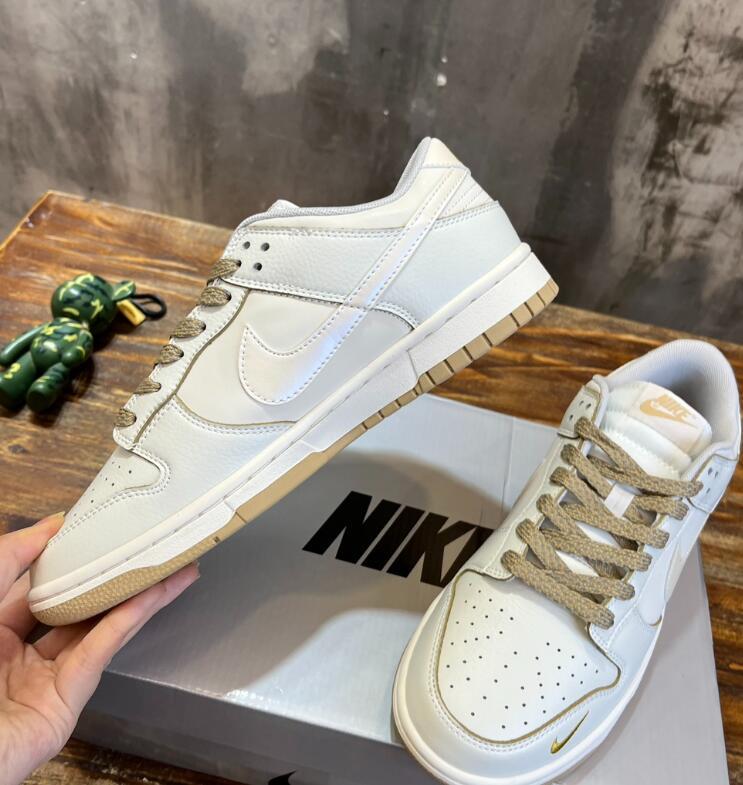 SAMC - NKE Shoes - 248