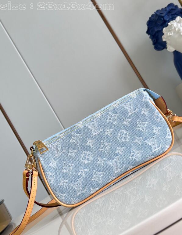SAMC - LOV Bags - 170