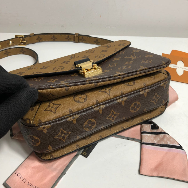 LOV2 Bags - Fashion Bags  2637