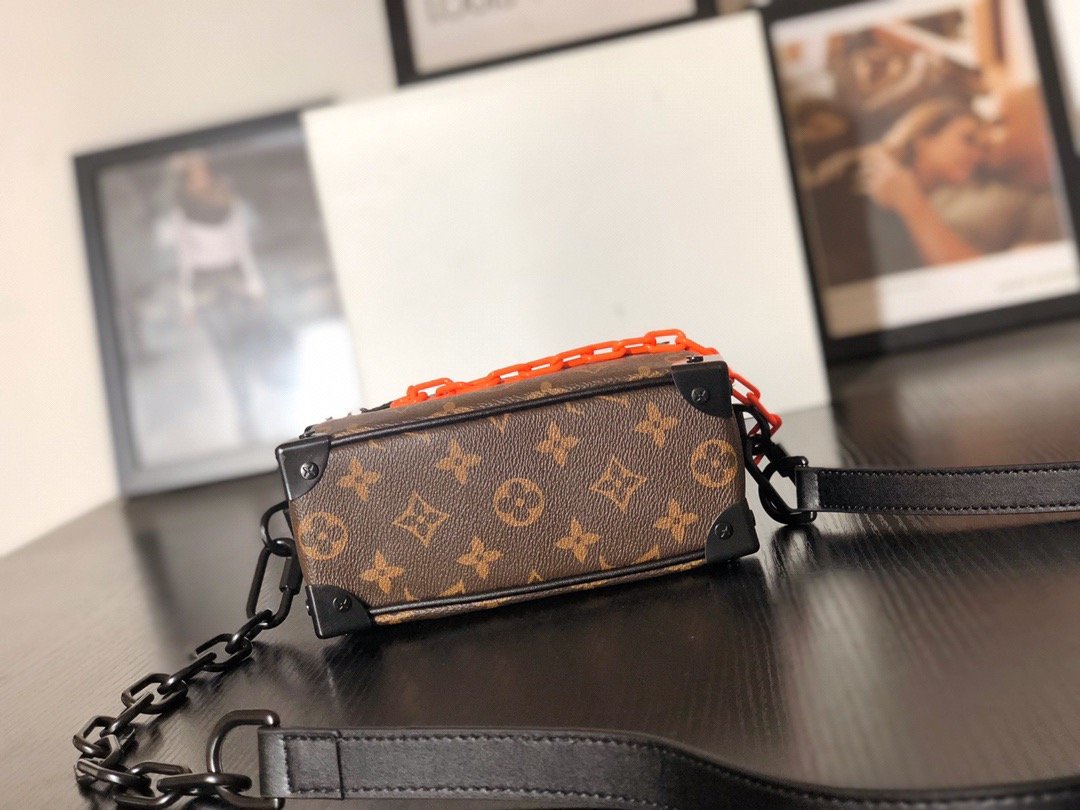 EN - New Arrival Bags LUV 219