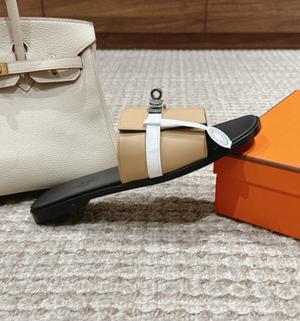SAMC - HMS Women Shoes - 574