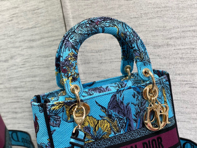 ELE - Dir Bags - 002