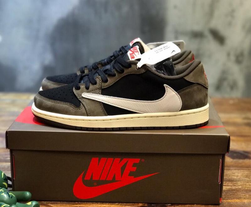 SAMC - NKE Shoes - 1808