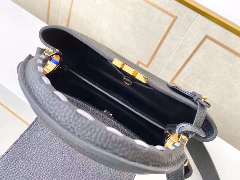 LOV2 Bags - Luxurious Bags  1104