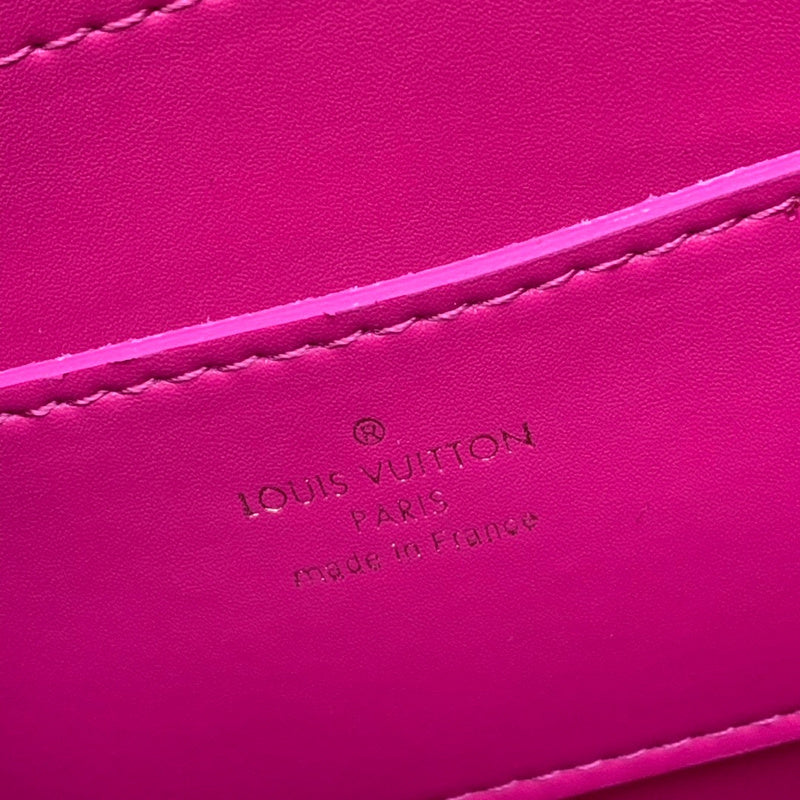 LOV2 Bags - Luxurious Bags  2504