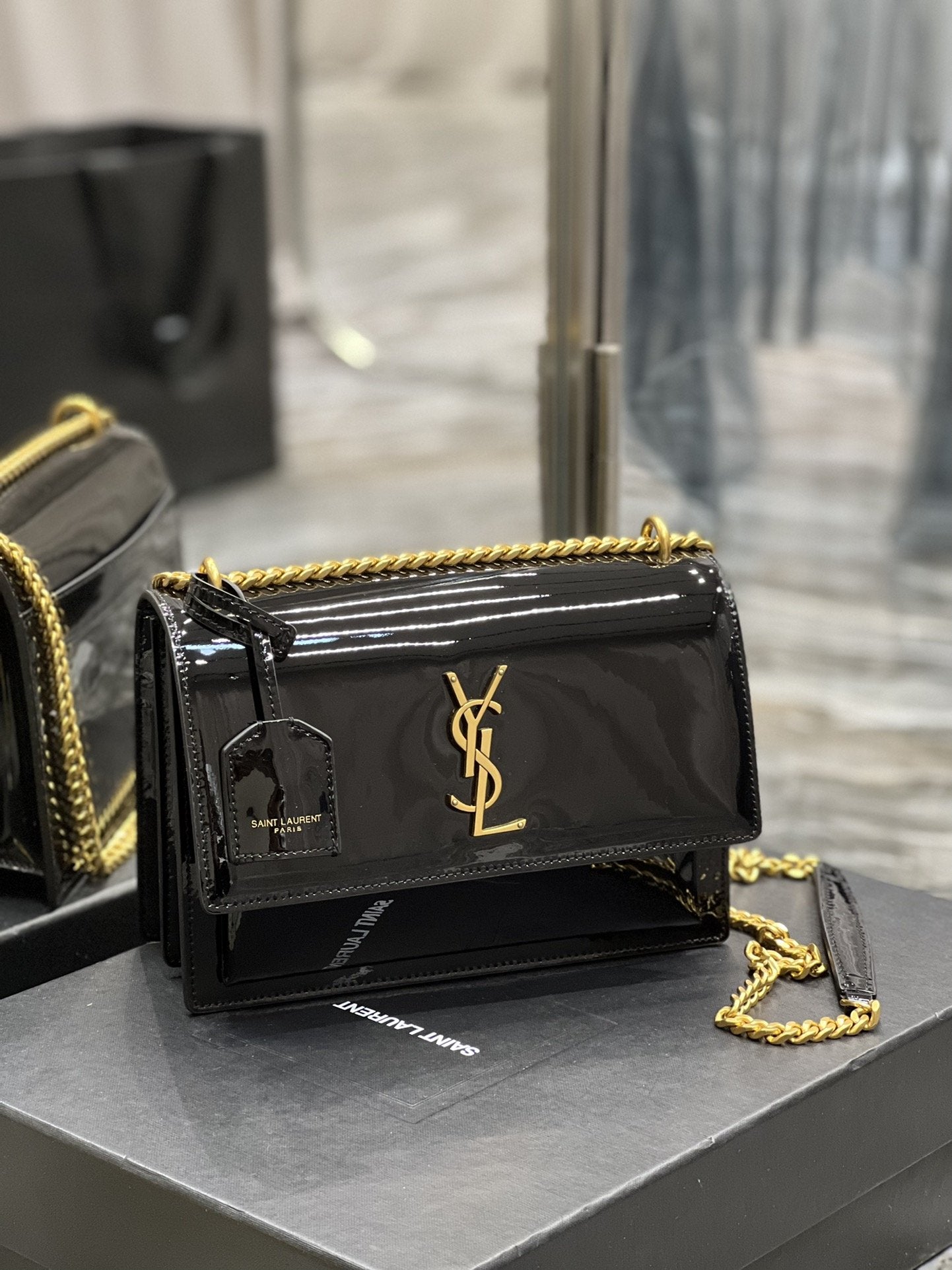 GLAMI Sunset MeGLAMIum Chain Bag For Women 8.6in/22cm Black YSL