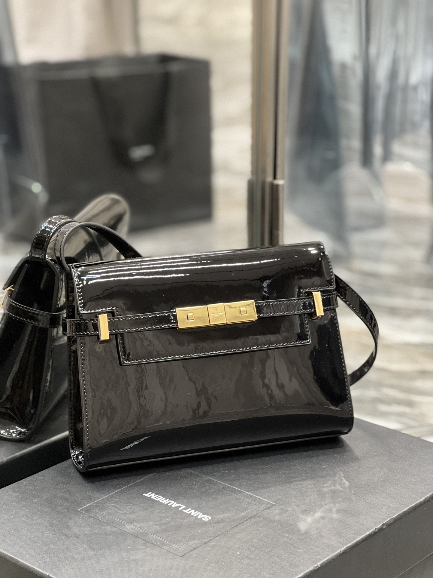 GLAMI Manhattan Small Shoulder Bag Black For Women 9.4in/24cm YSL 675626B870J1000