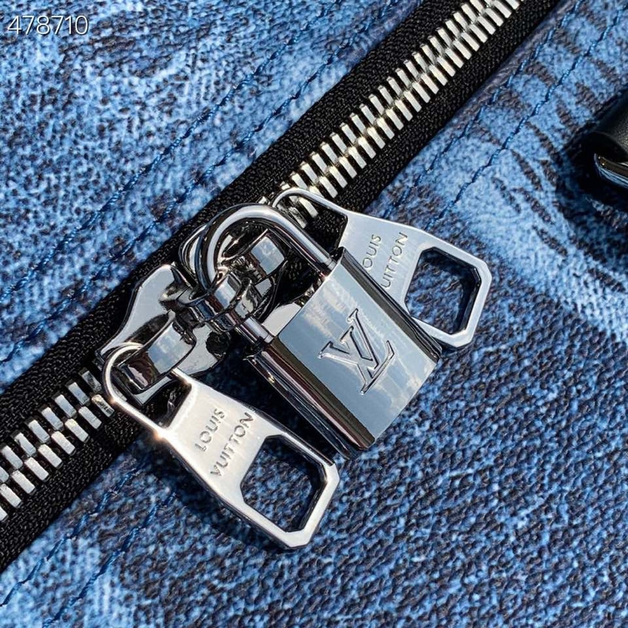 LV Keepall Bandouliere 50 Damier Salt Canvas OGLAMIan Blue For Men, Bags, Travel Bags 19.7in/50cm LV N50059