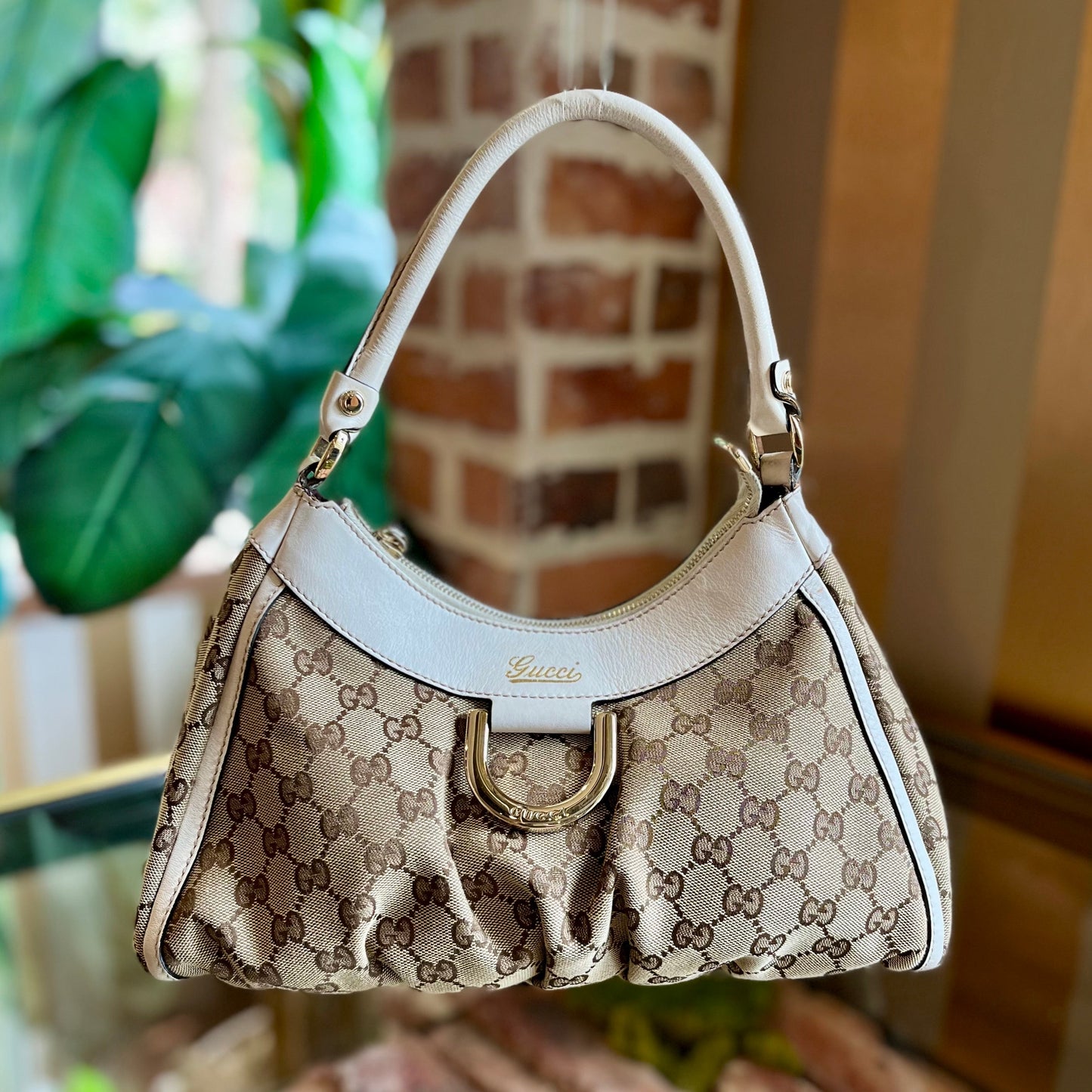GUCCI Abbey D-Ring Original GG Canvas Small Shoulder Bag