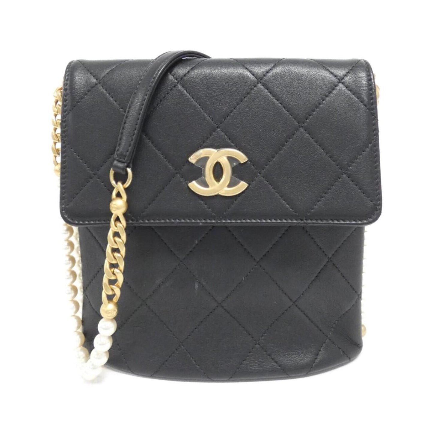 Chanel Luxury Leather Pearl Bag with Dust Bag