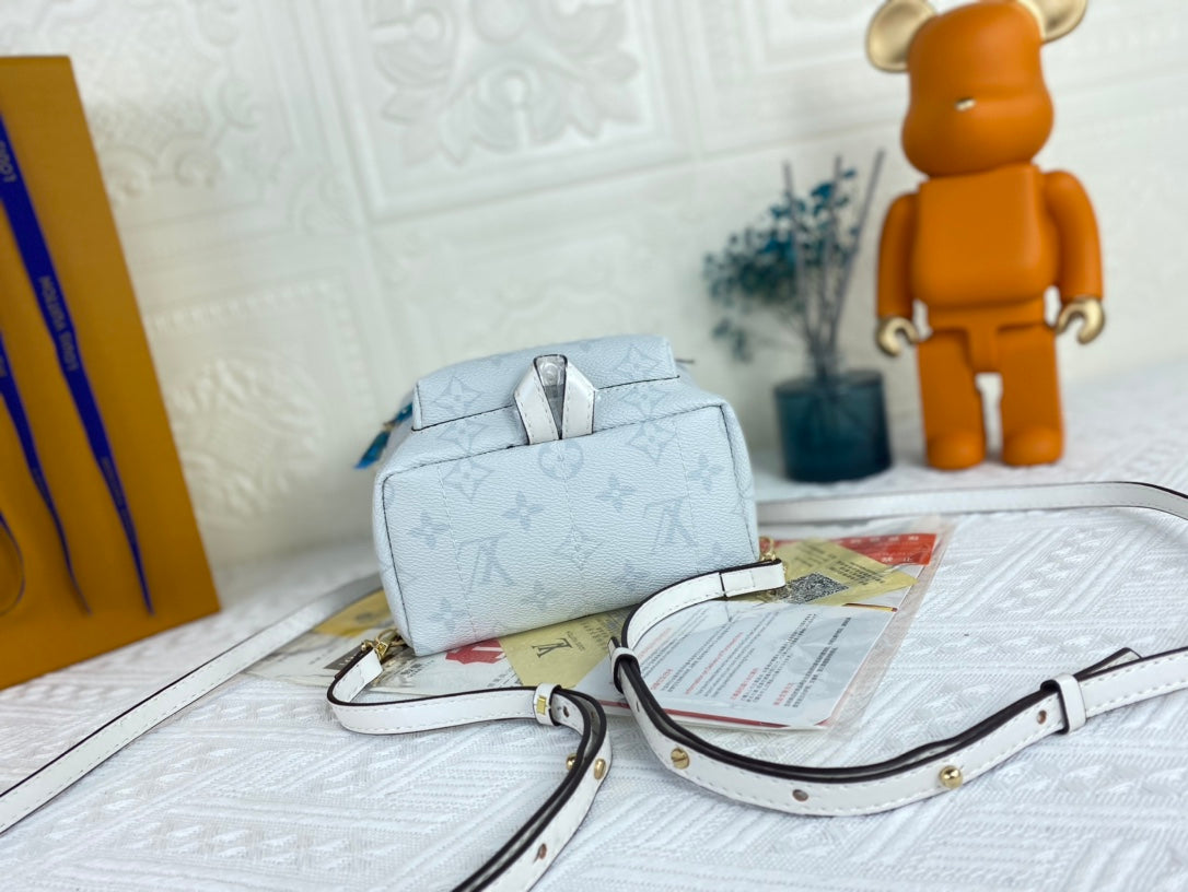 EN - New Arrival Bags LUV 469
