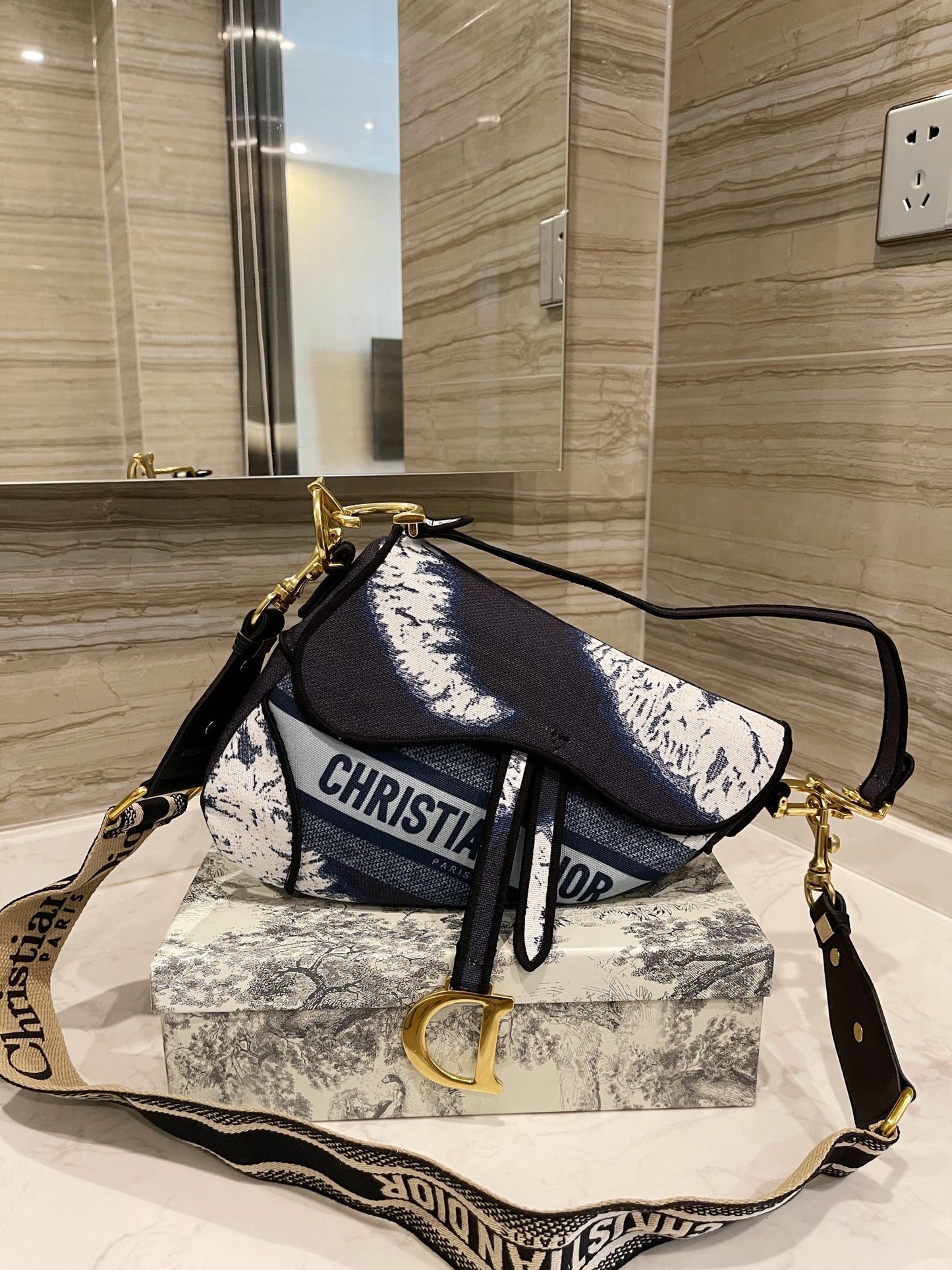 EN - NEW Arrival Bags DIR 203