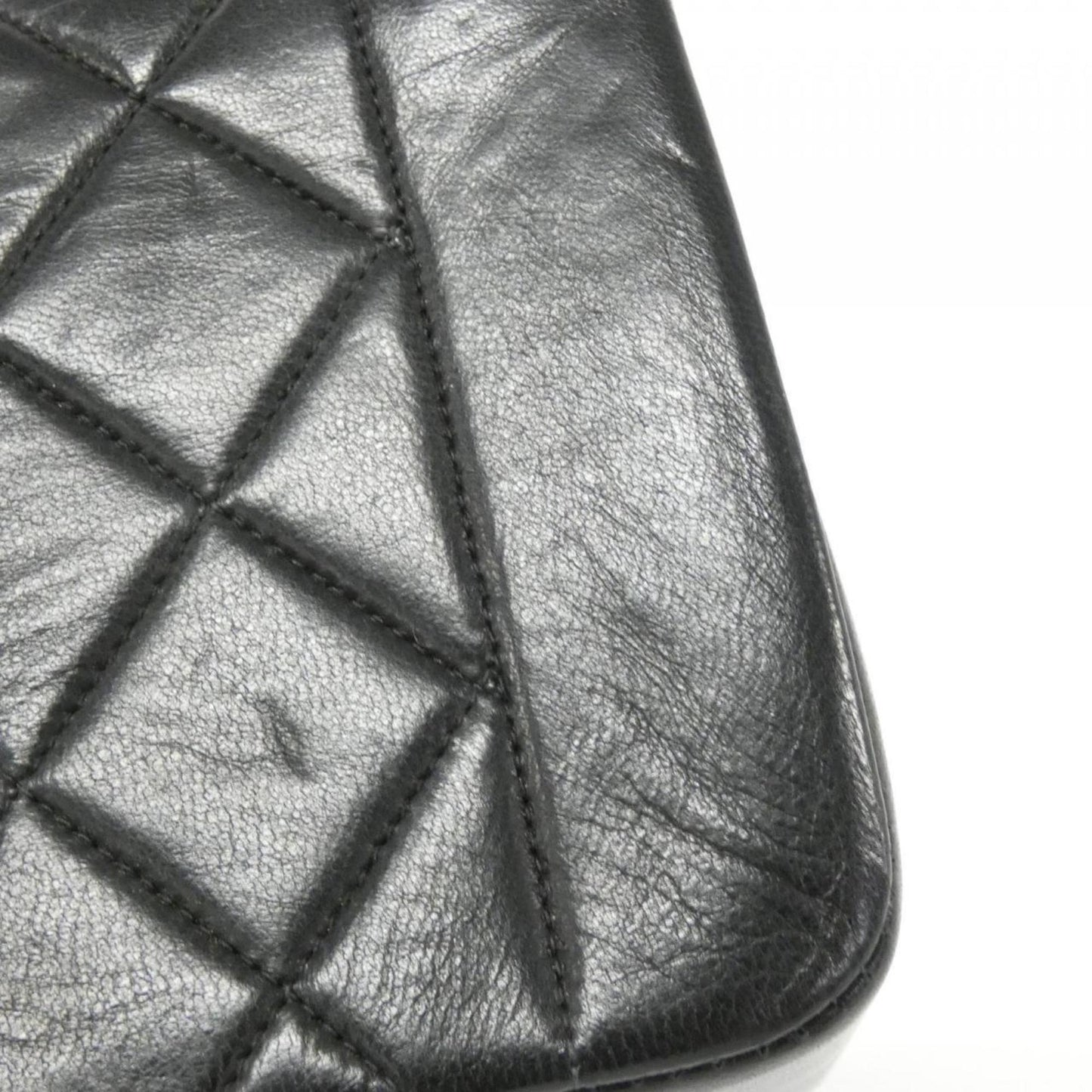 Chanel Leather Diana Bag in Good Condition