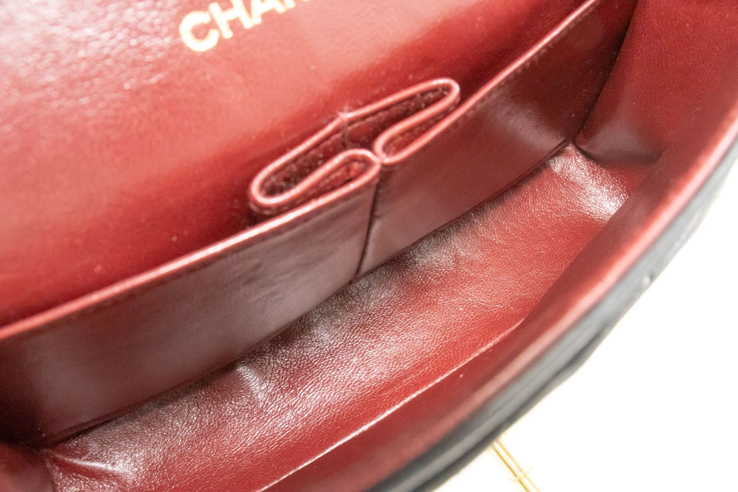 Chanel Classic Flap Bag Medium Quilted Leather