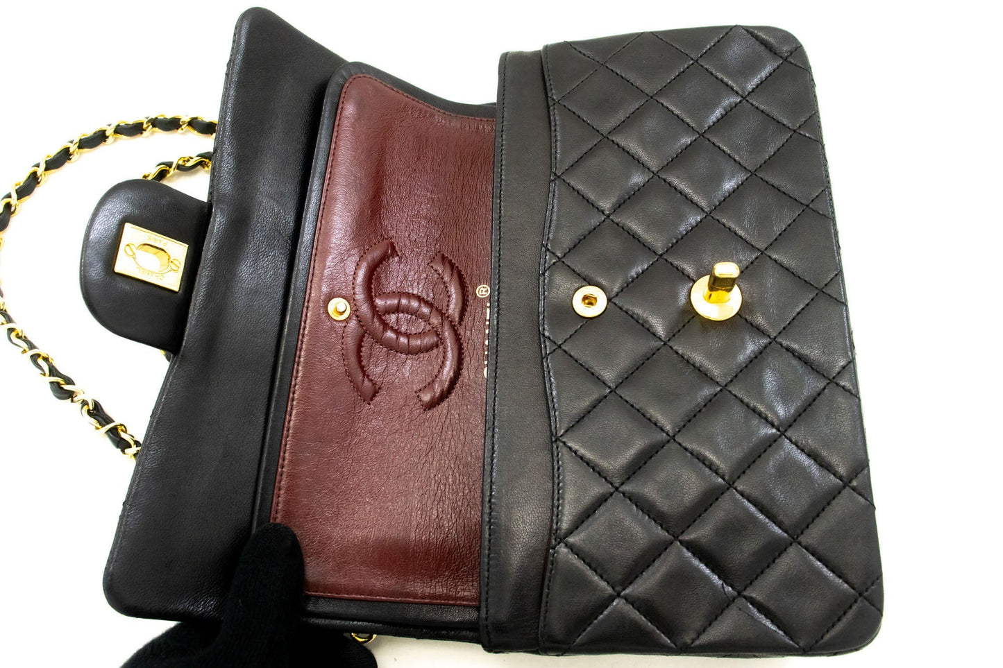 Chanel Classic Flap Bag Medium Quilted Leather