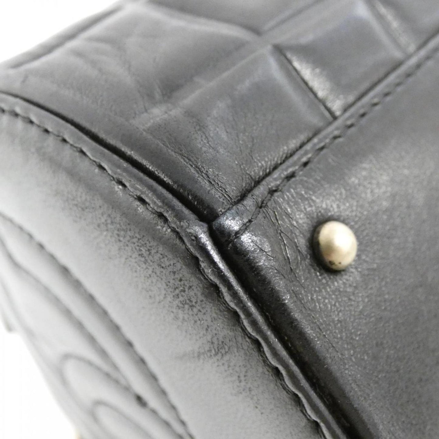 Chanel Quilted Leather Shoulder Bag