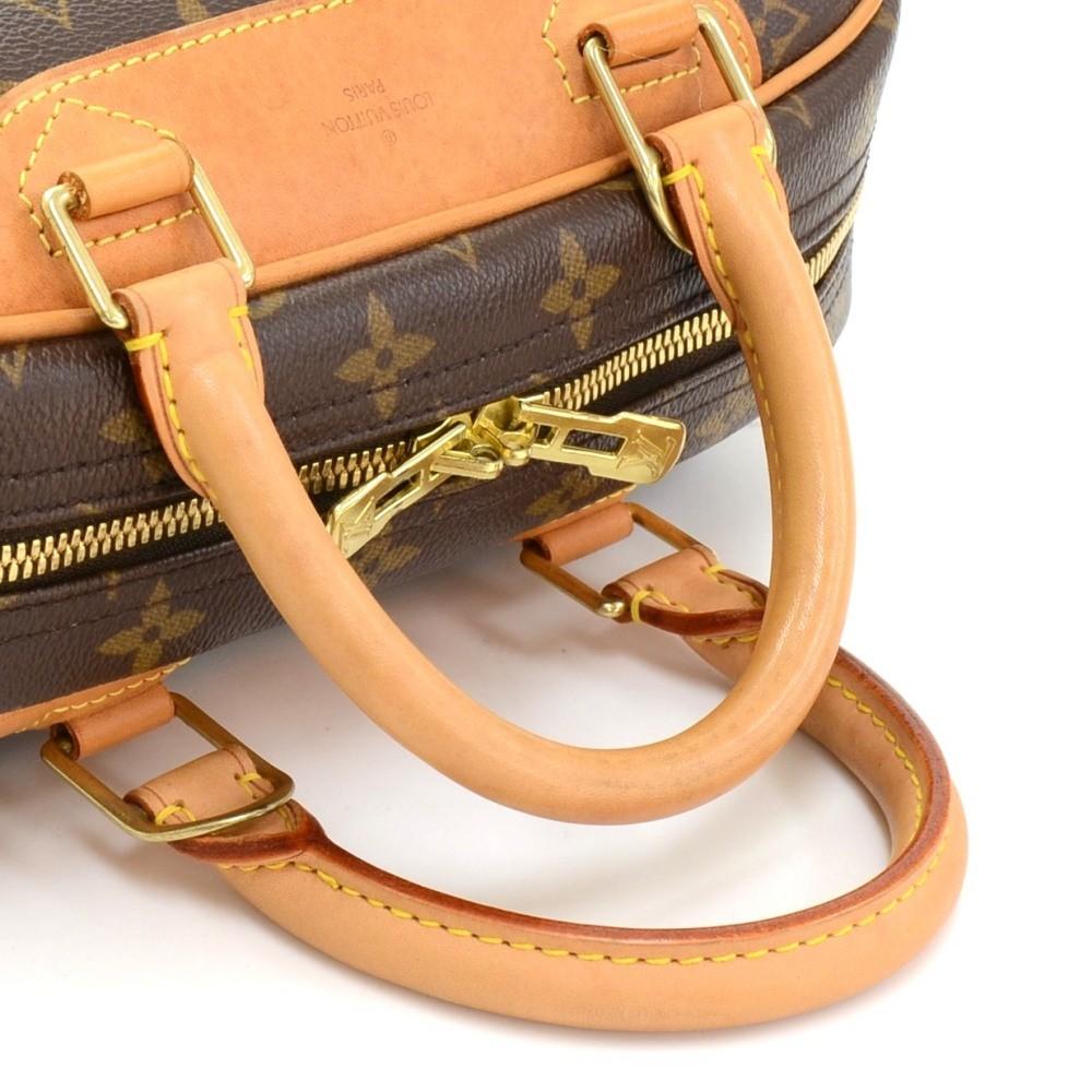Louis Vuitto Trouville Handbag