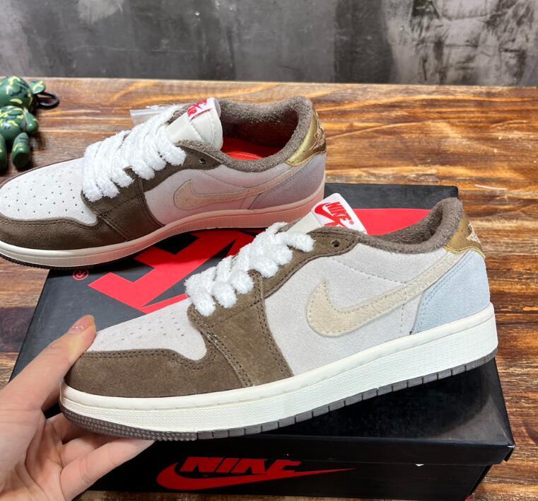 SAMC - NKE Shoes - 667