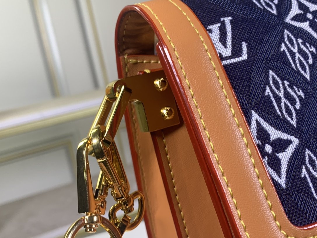 EN - New Arrival Bags LUV 108
