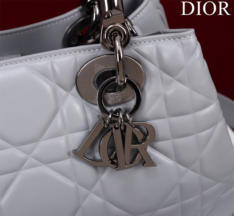 ELE - Dir Bags - 1431