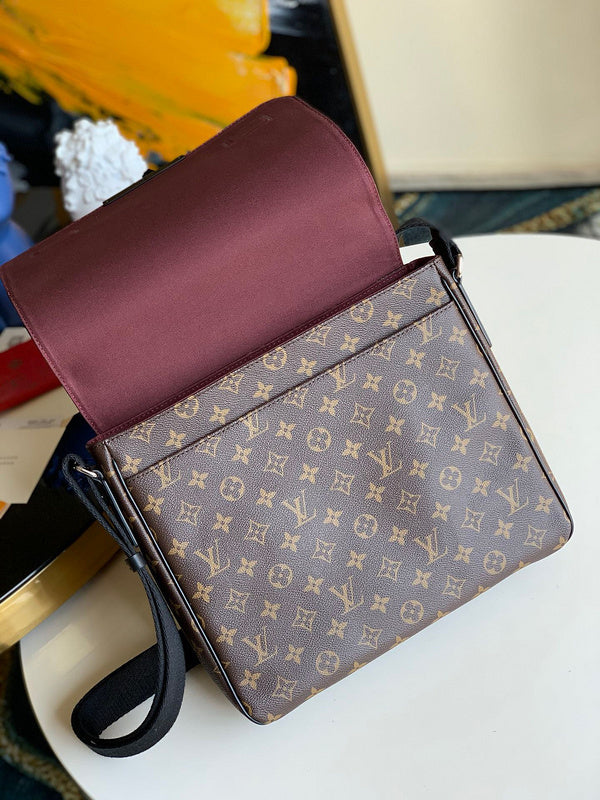 LOV2 Bags - Luxurious Bags  1245