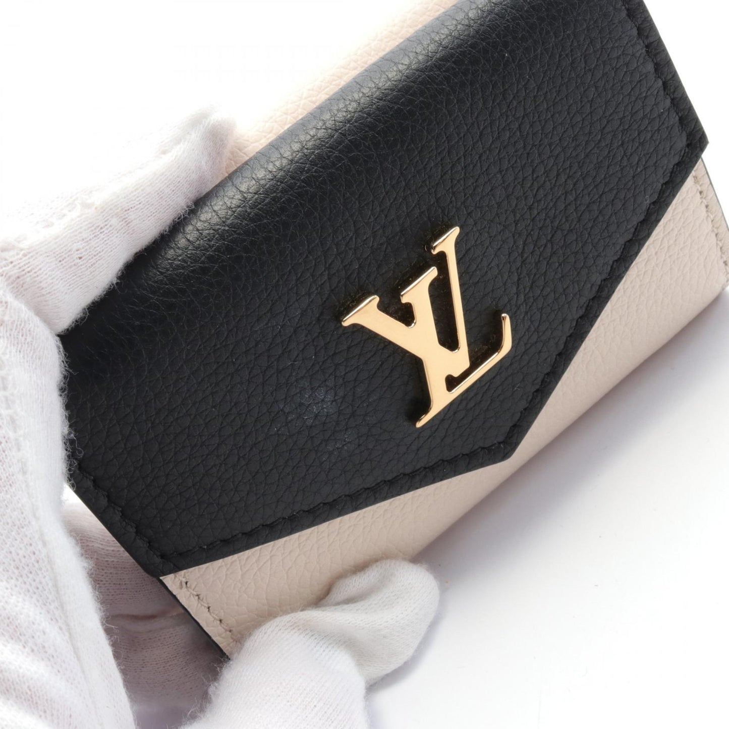 Louis Vuitton Leather Tri-Fold Wallet M80984