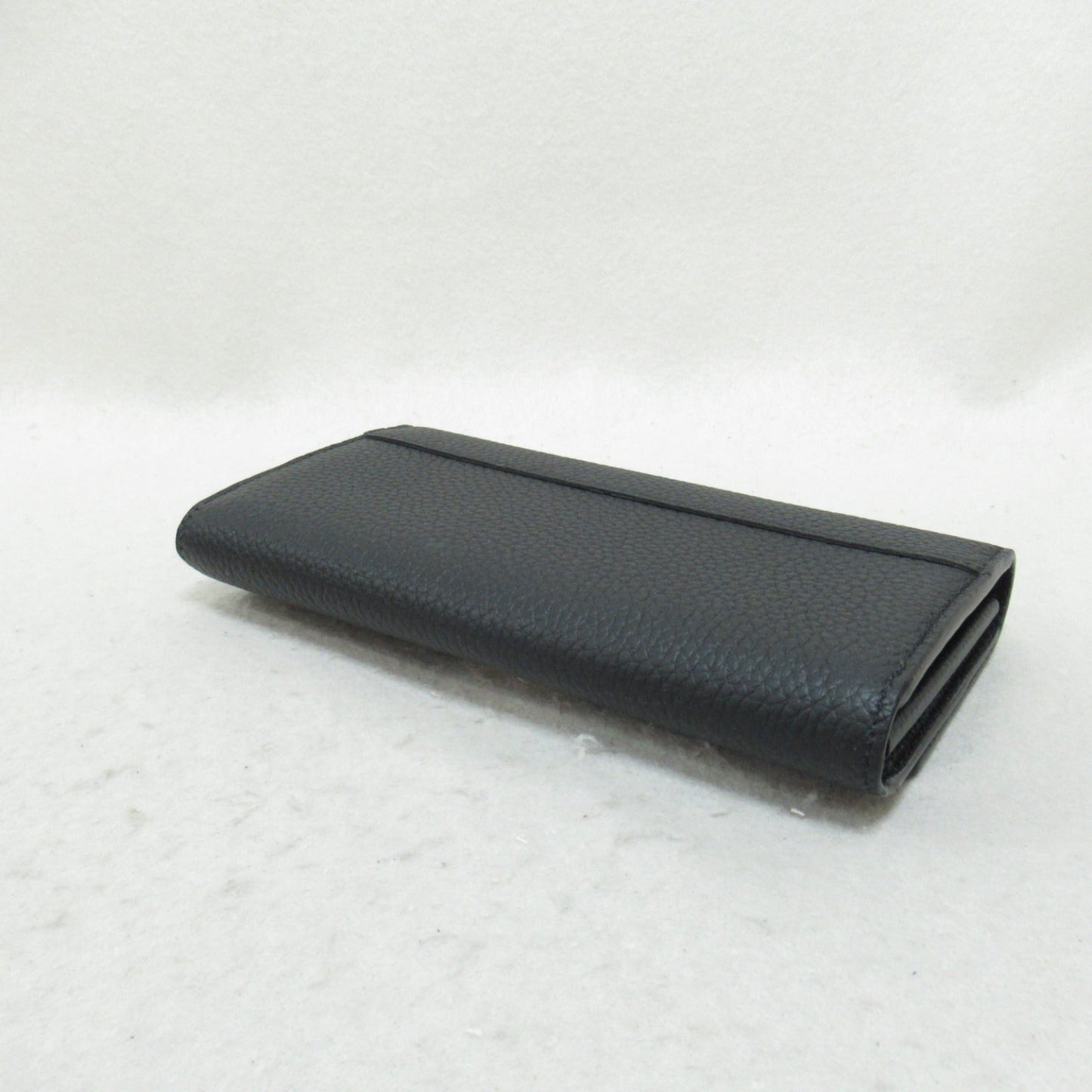 Louis Vuitton Capucines Bifold Wallet M64551