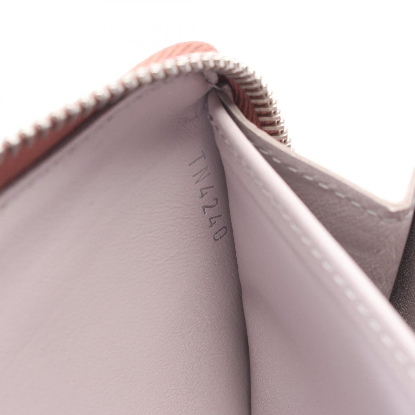 Louis Vuitton Zippy Wallet Monogram Mahina Brown M69427