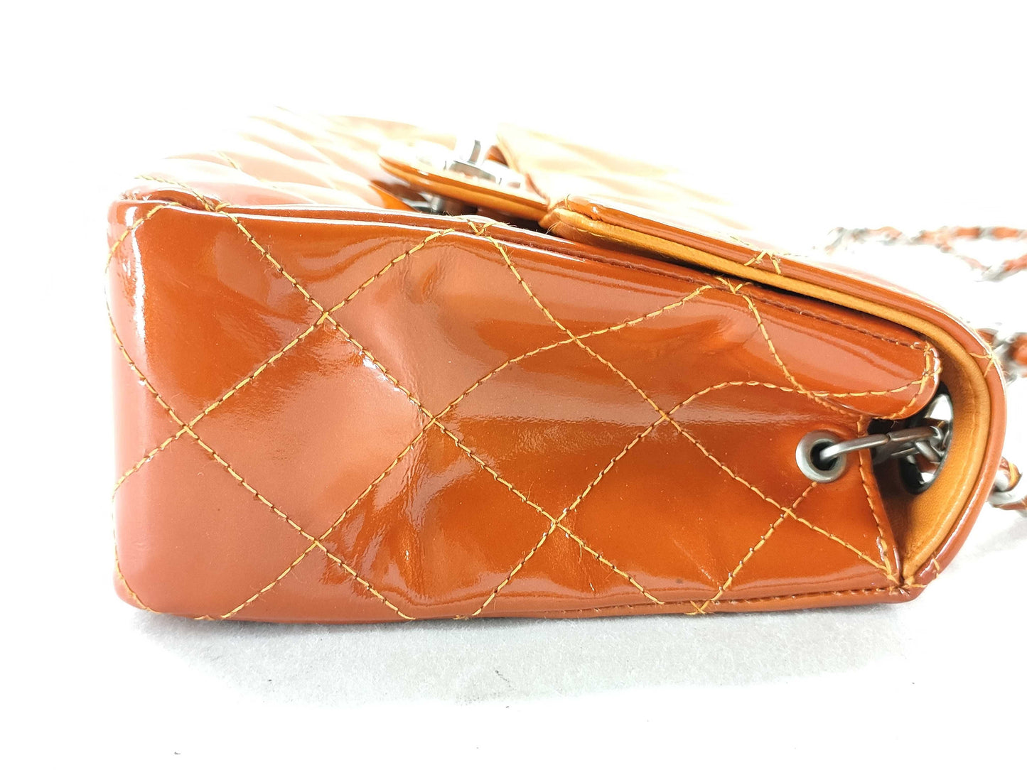 Chanel Mini Flap Leather Bag in Good Condition
