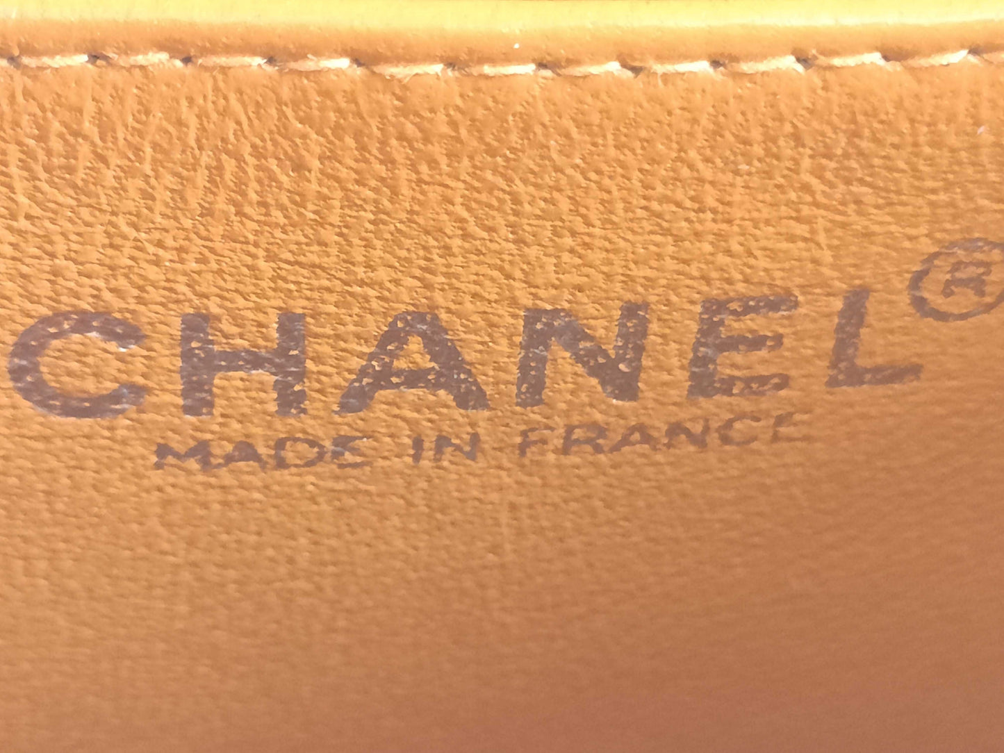 Chanel Mini Flap Leather Bag in Good Condition