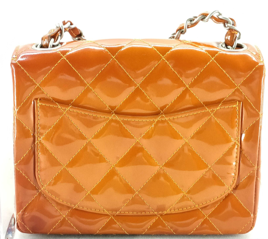 Chanel Mini Flap Leather Bag in Good Condition