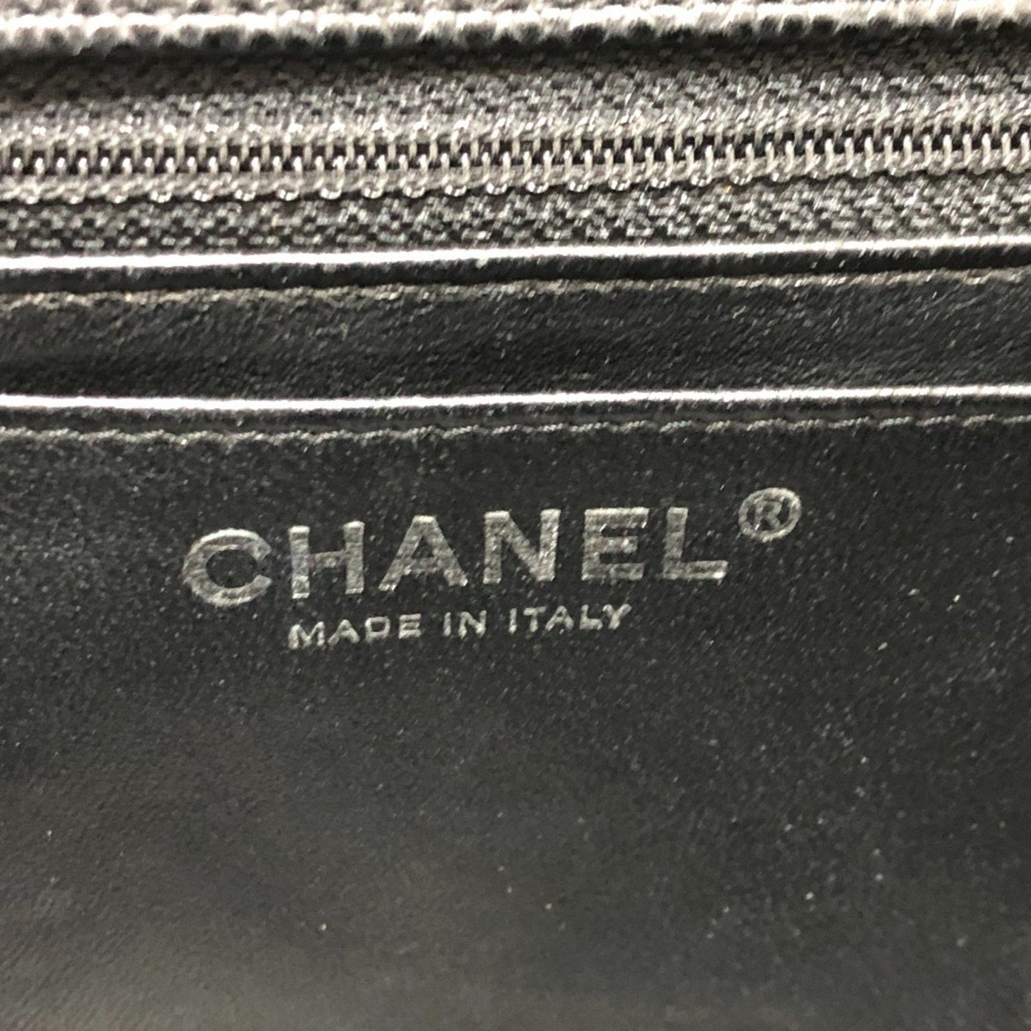 Chanel Luxury Leather Jumbo Handbag with Box and Dust Bag