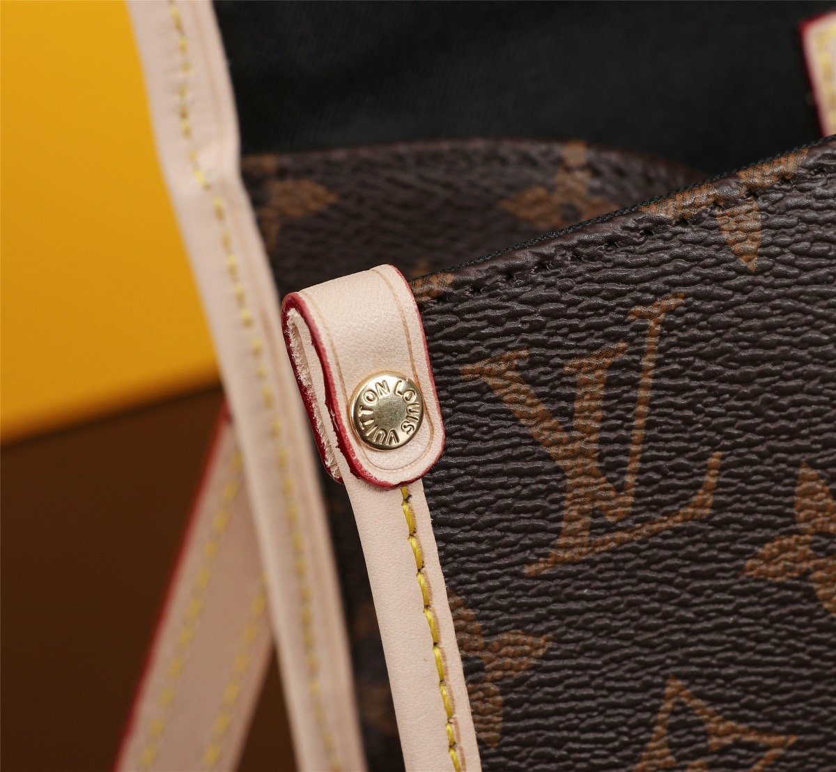 EN - New Arrival Bags LUV 212