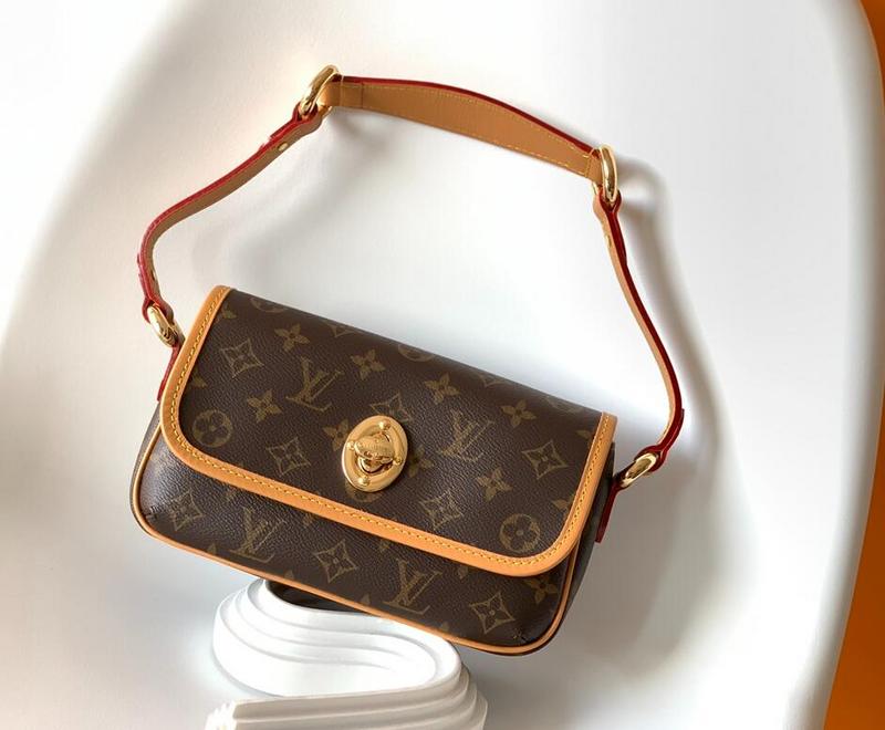 SAMC - LOV Bags - 2124