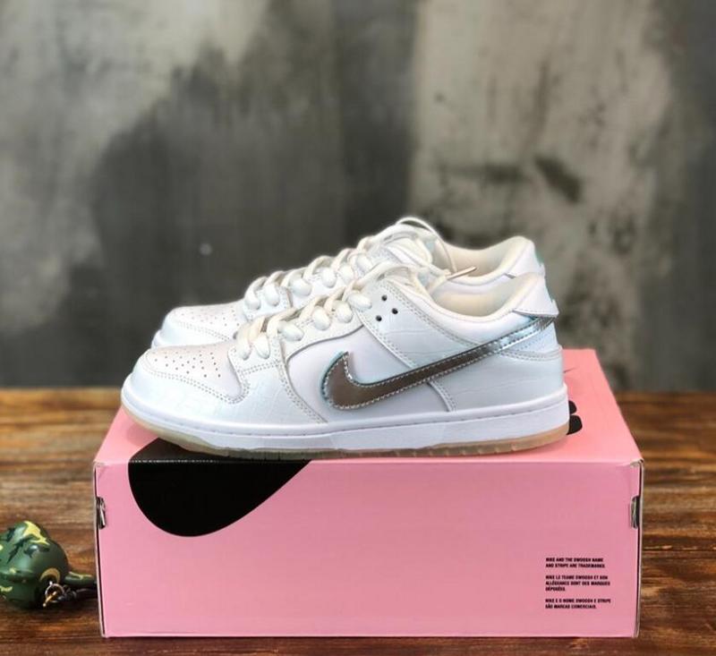 SAMC - NKE Shoes - 1741
