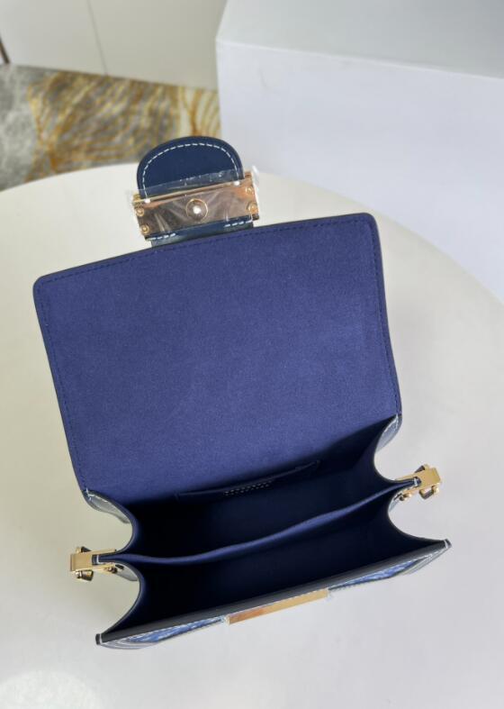 SAMC - LOV Bags - 1946