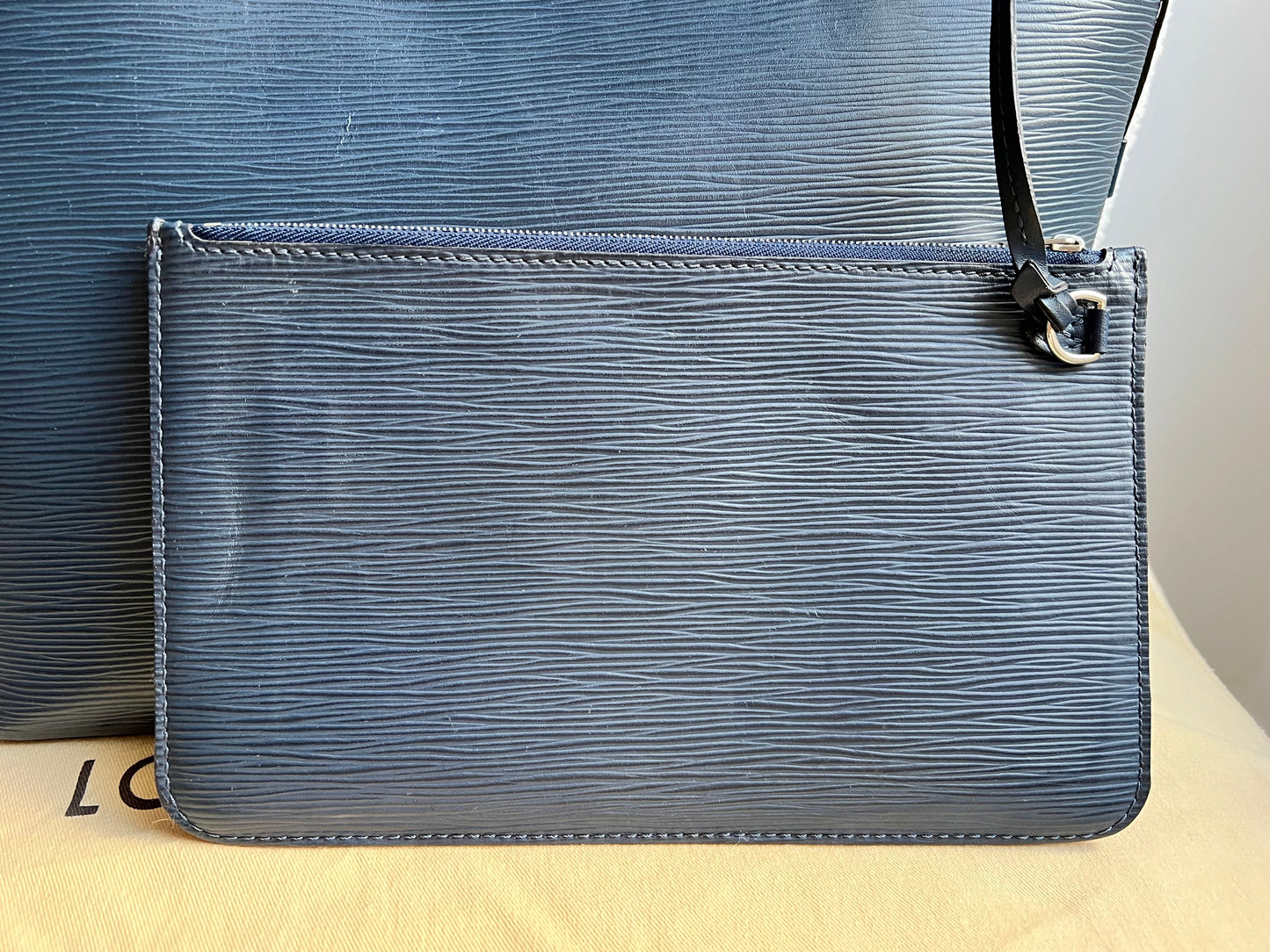 Louis Vuitton Neverfull MM Indigo Epi Leather (RRP £1,740)