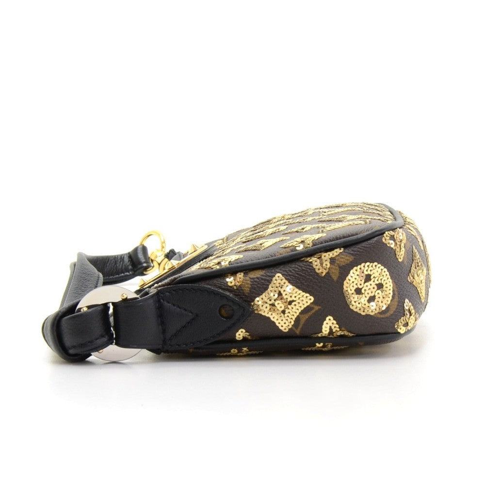Louis Vuitto Monogram Canvas Pochette Accessoires Handbag - 2009 Limited Edition Bag