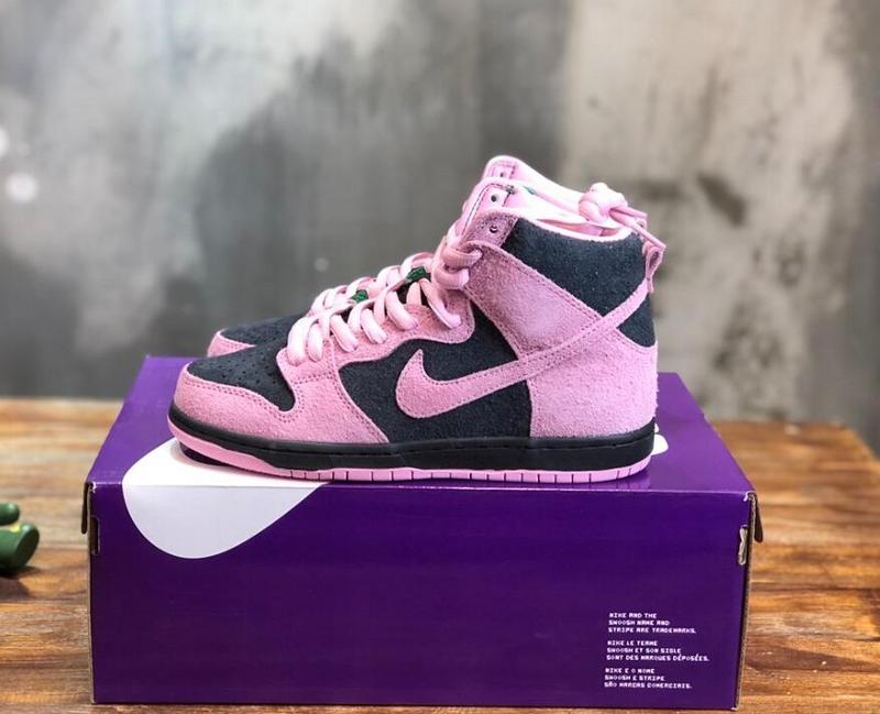 SAMC - NKE Shoes - 1800