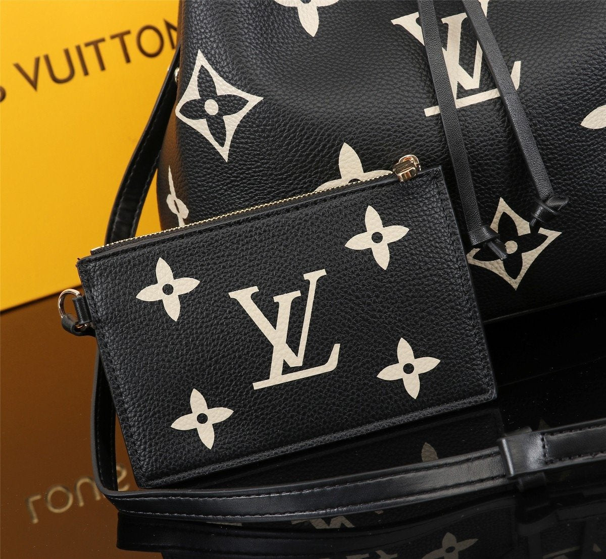 EN - New Arrival Bags LUV 032