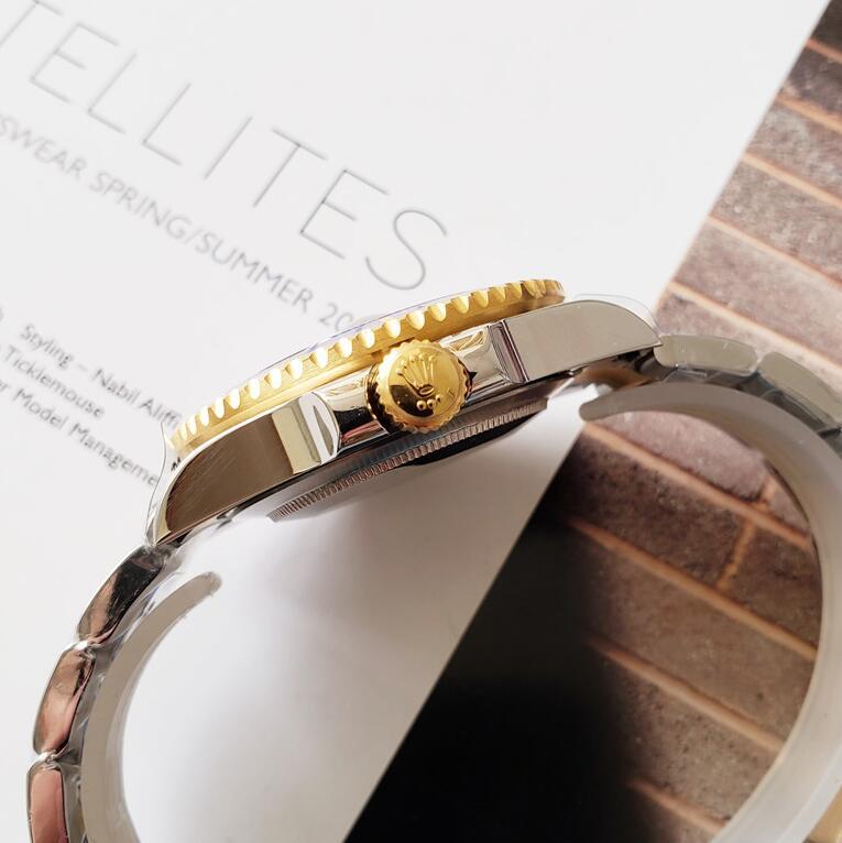 SAMC - Mix Watches - 235