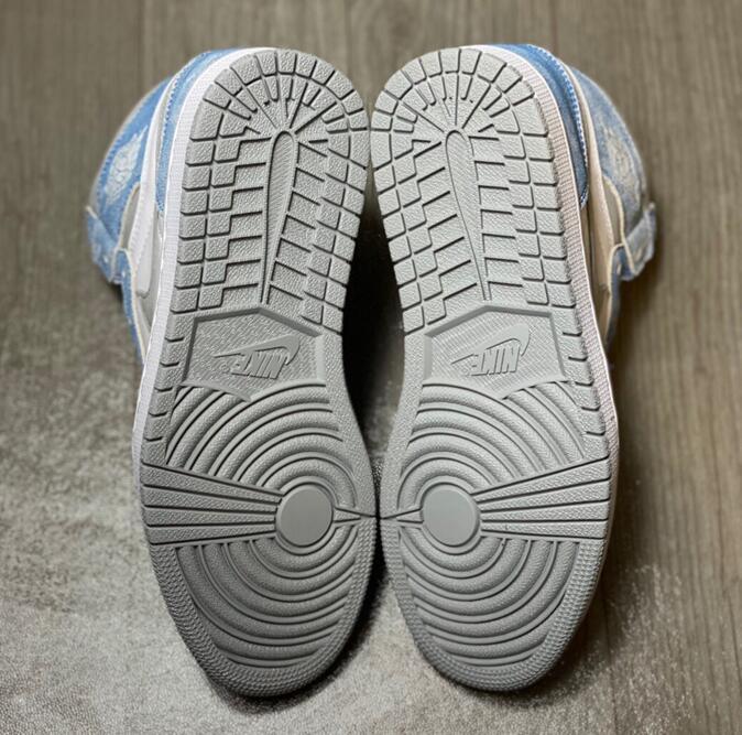 SAMC - NKE Shoes - 1360