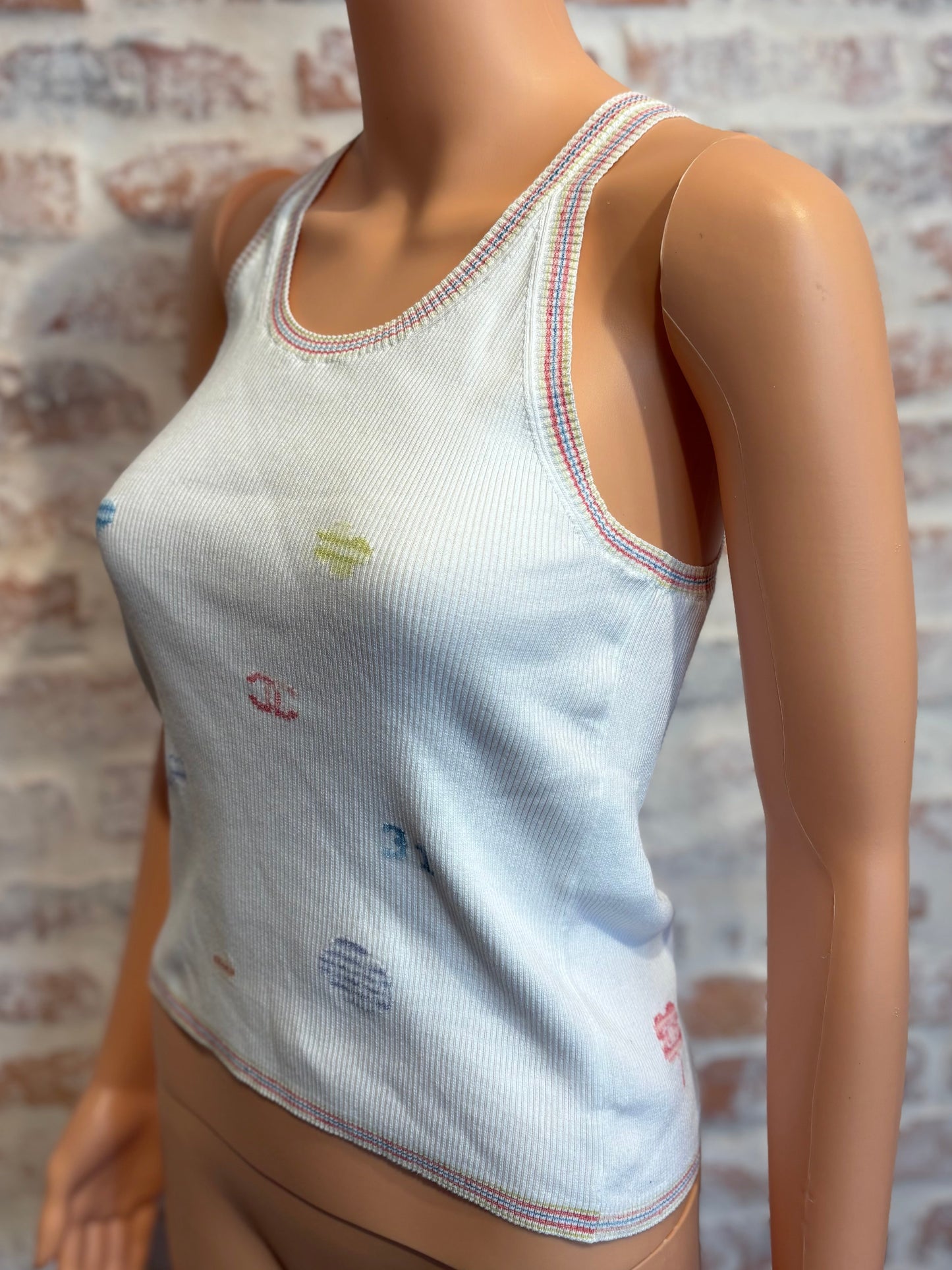 CHANEL White Ribbed Multicolor Clover Tank Top Sz 40(10US)